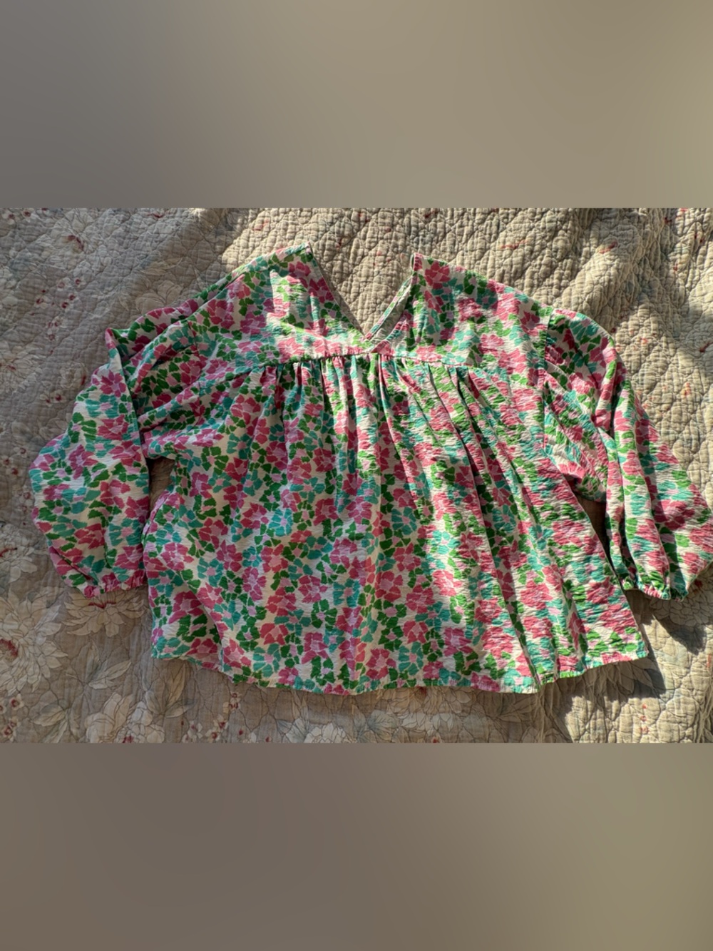 Michelle McDowell Women's Pink & Green Floral V-Neck Blouse